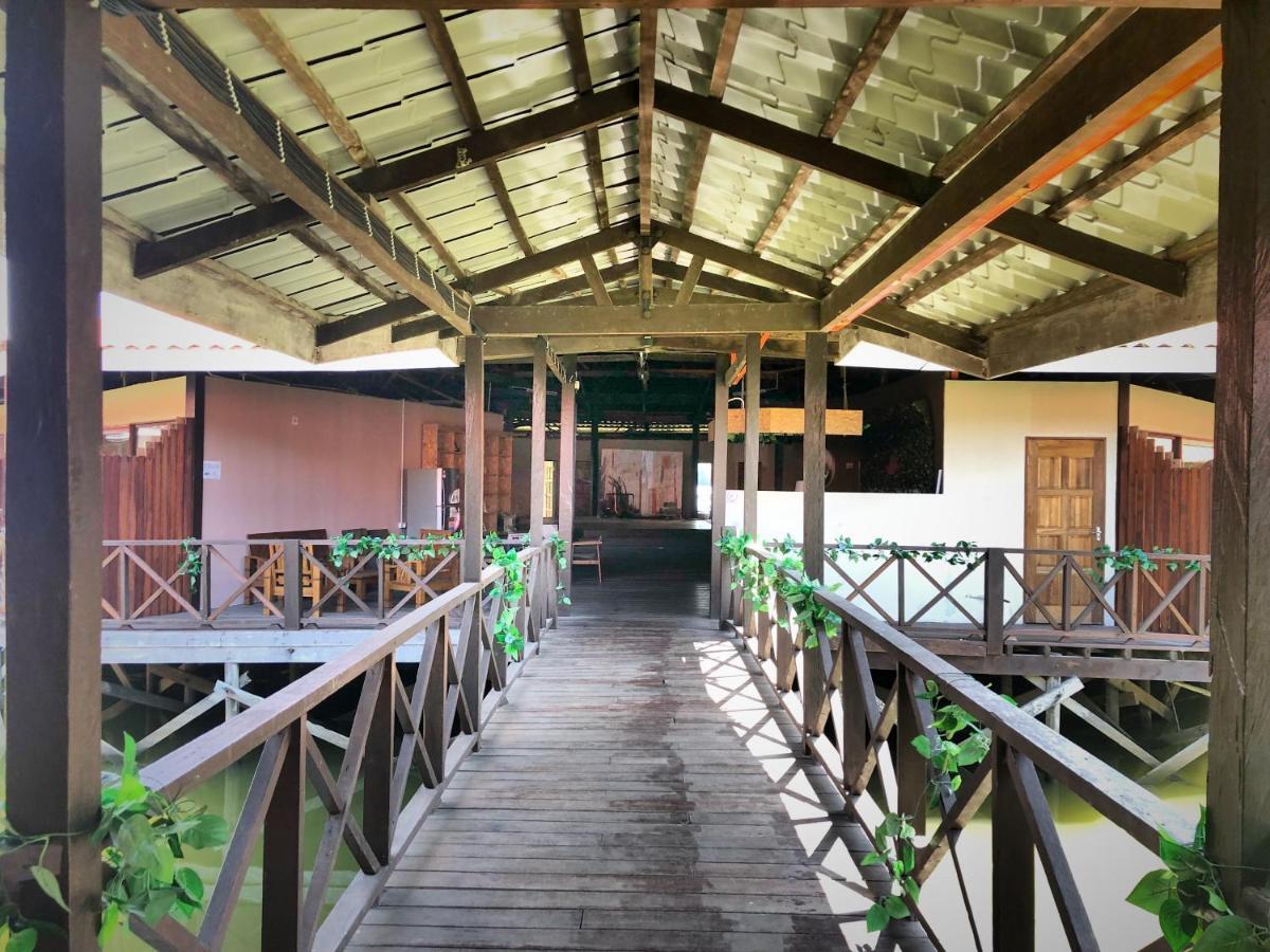 Gayang Friendly Water House Homestay Kota Kinabalu Exteriör bild