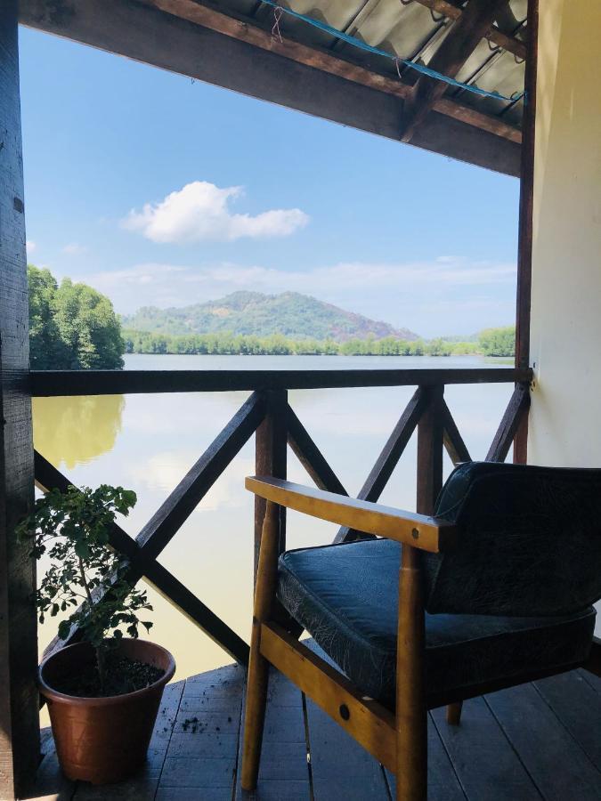 Gayang Friendly Water House Homestay Kota Kinabalu Exteriör bild