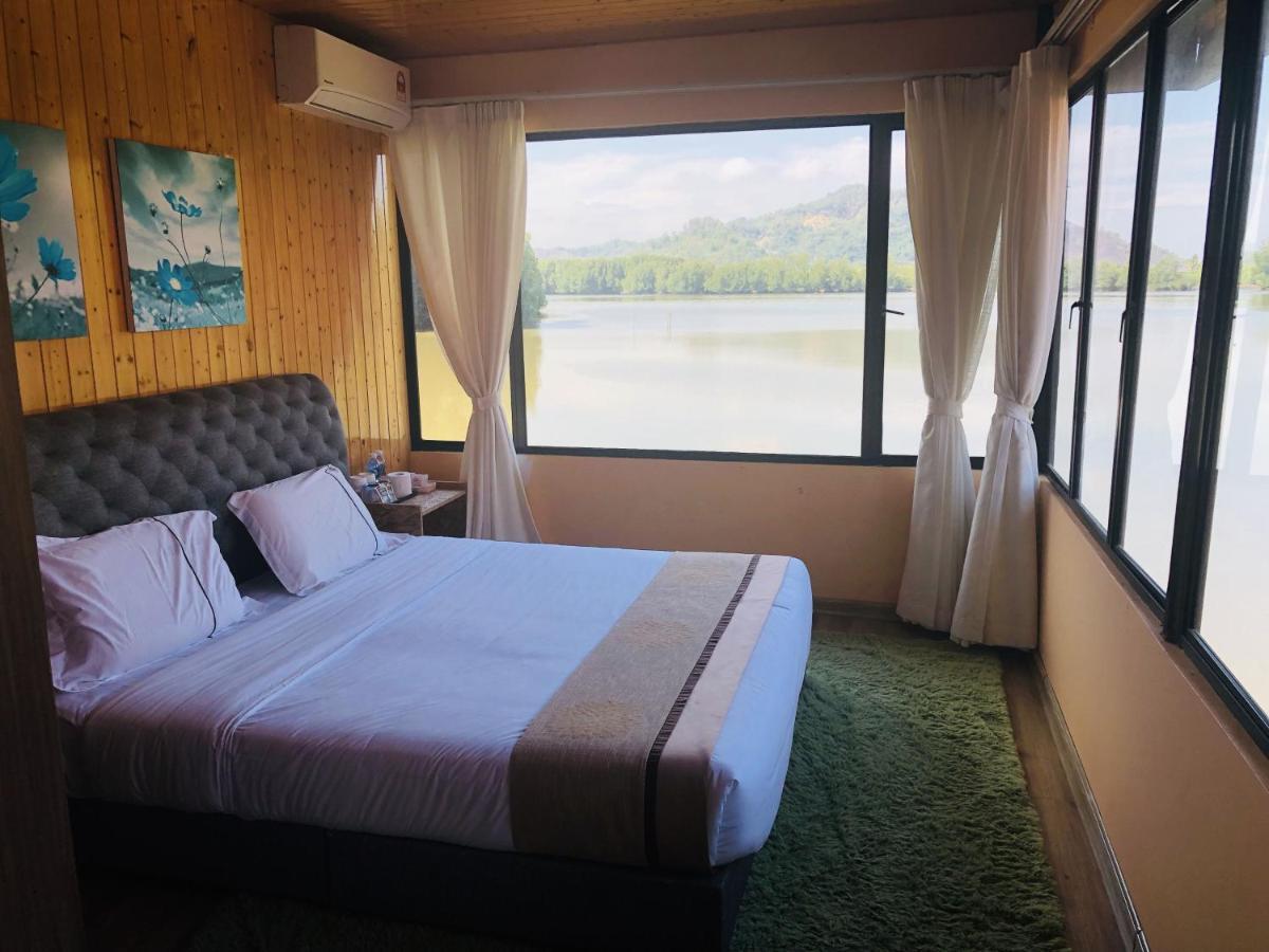 Gayang Friendly Water House Homestay Kota Kinabalu Exteriör bild