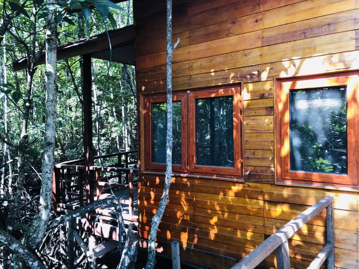 Gayang Friendly Water House Homestay Kota Kinabalu Exteriör bild