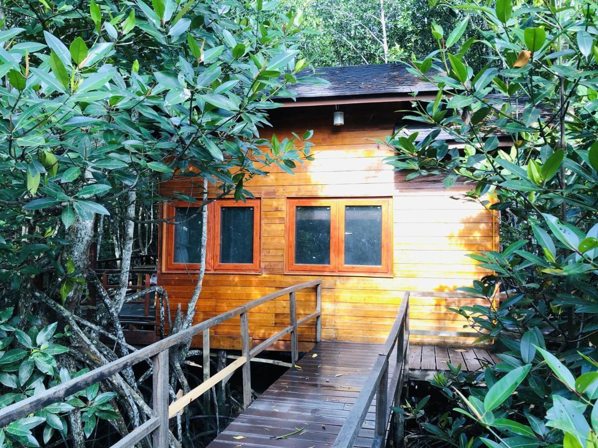 Gayang Friendly Water House Homestay Kota Kinabalu Exteriör bild